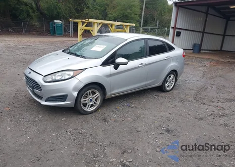 2018 Ford Fiesta Se z USA, uszkodzony, nr VIN 3FADP4BJ5JM128569